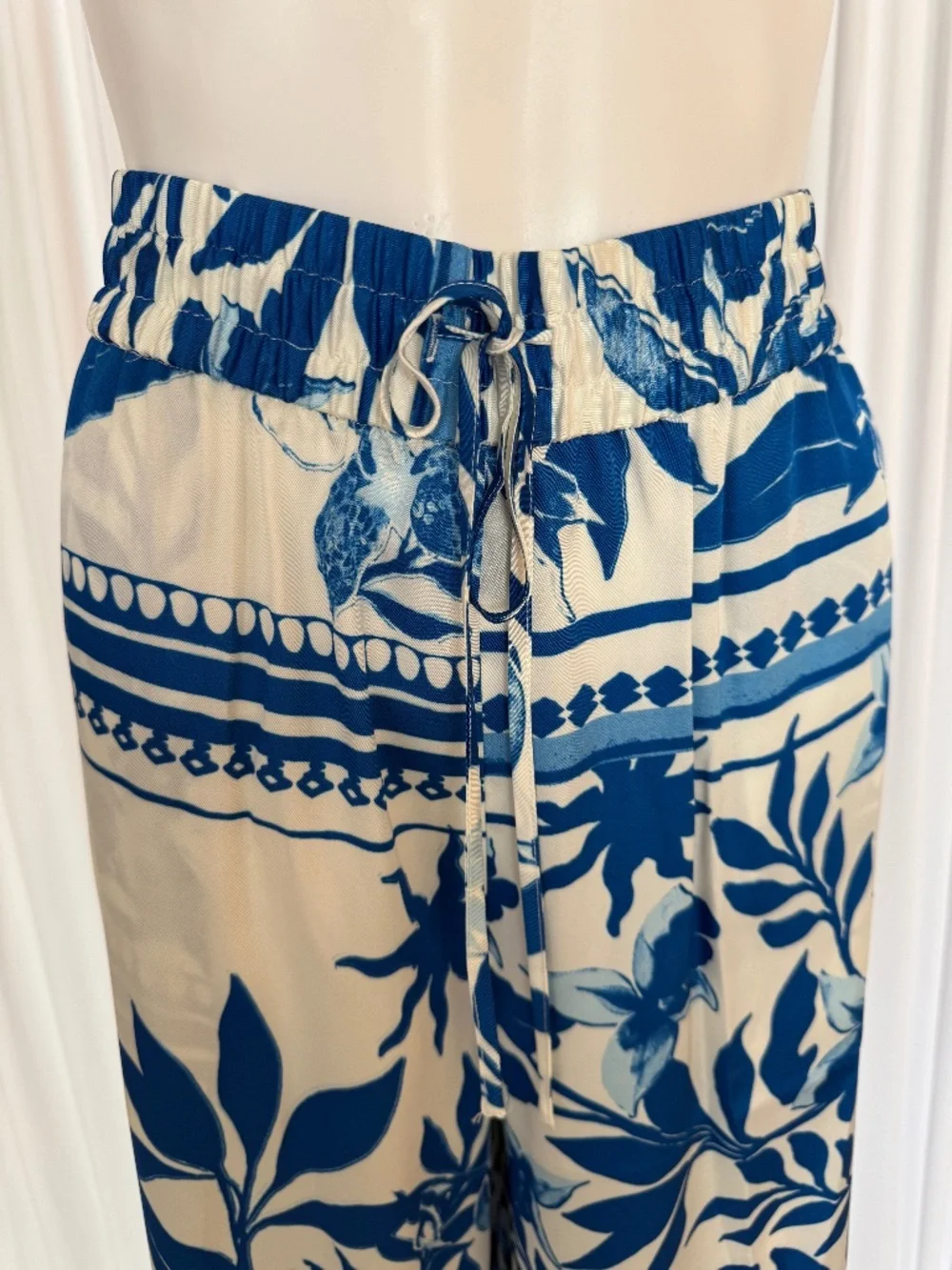 I.N.C. International Matching Blue White Floral 2-Piece set Size L NWOT/NWT